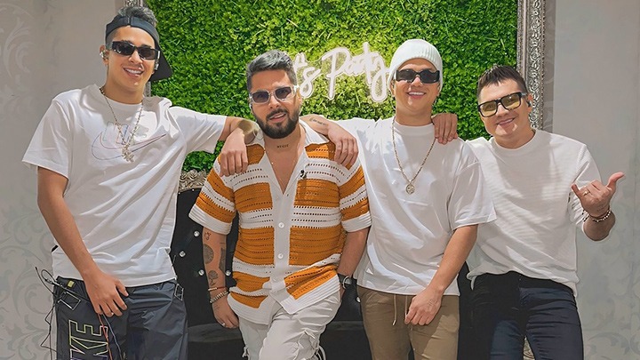 El grupo ha sido galardonado en los Premios Luna y Premios Nuestra Tierra.