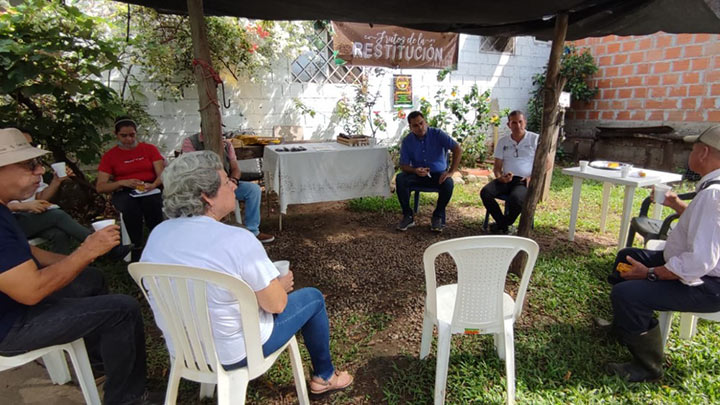 Apoyarán a cacaoteros restituidos con espacios en mercados campesinos./Foto: cortesía
