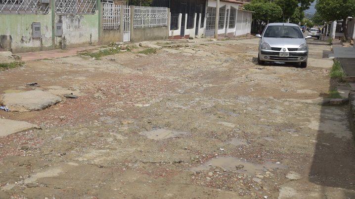 Las calles de Cúcuta 75 son un desastre