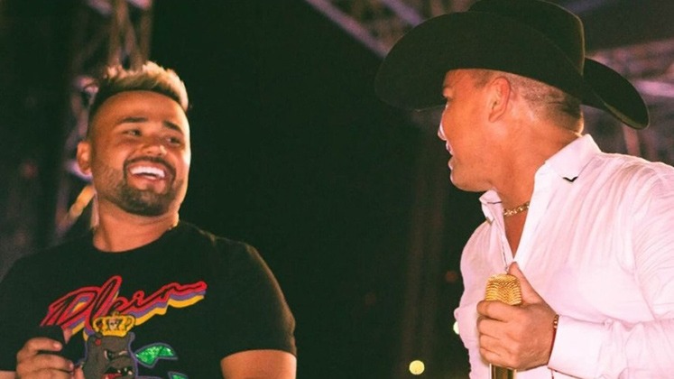 La canción original fue lanzada en 2018 por Quiñonez en colaboración con Ayala. 