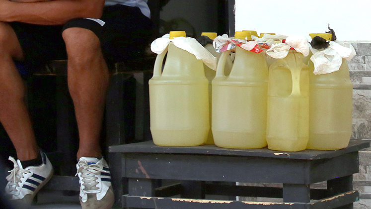 Asesnort recalcó que con el contrabando no solo pierden las estaciones de servicio, también las finanzas públicas./ Foto Carlos Ramírez-La Opinión