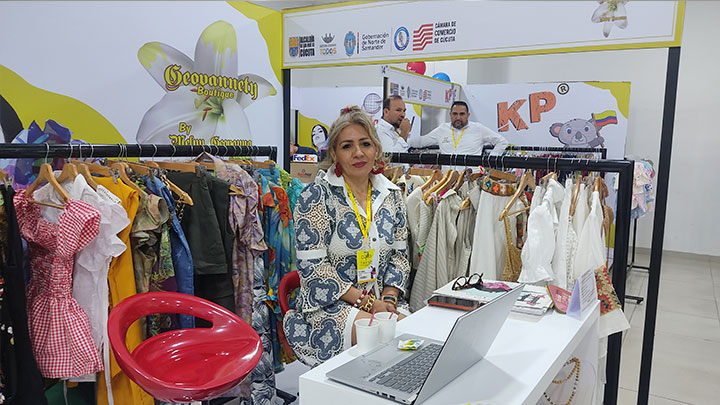 La diseñadora Melvy Geovanna Romero es uno de los talentos cucuteños en CúMo 2022./ Foto Leonardo Oliveros 