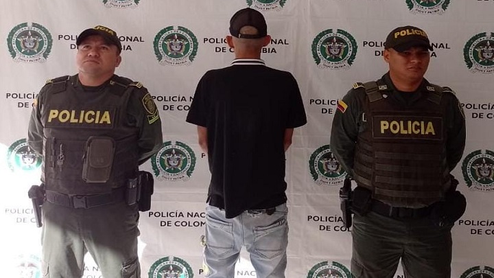 Detienen a joven que le pegó al papá y lo amenazó con un cuchillo en Bochalema./Foto: cortesía