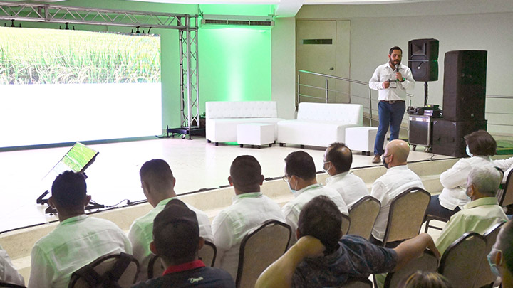 Uno de los desarrolladores del empaque hecho con piedra de Coagronorte, contó cómo fue el proceso.