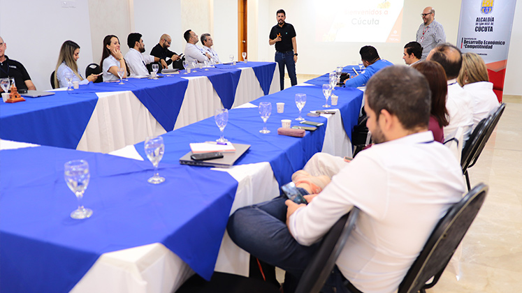 Empresarios de Cúcuta expusieron ante la delegación germana sus productos./ Foto Cortesía