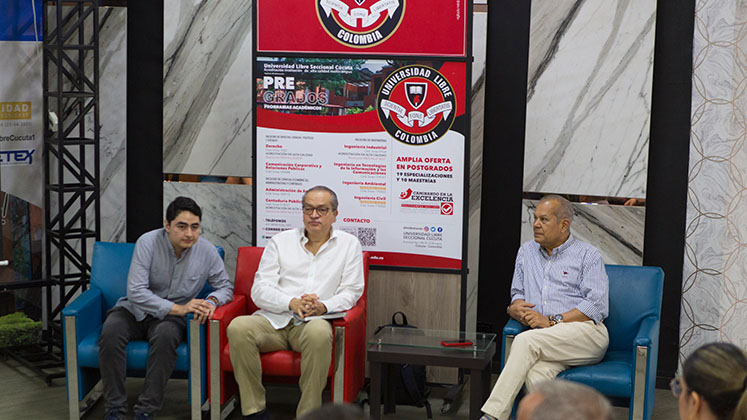 Si quieren violar la Constitución que lo digan de frente, como con la reelección: exprocurador Fernando Carrillo