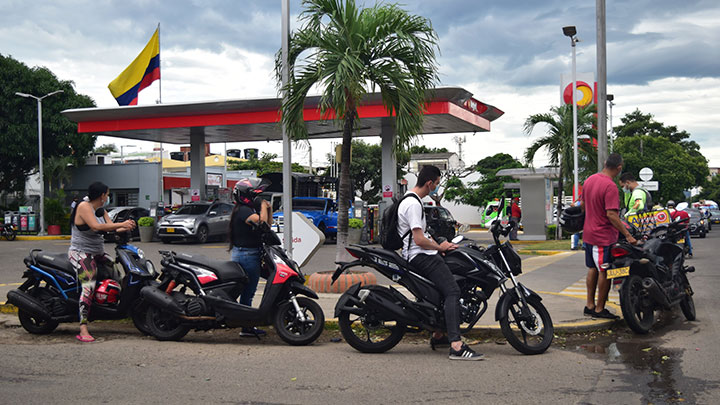 El Gobierno mantendrá la gasolina subsidiada, pero con más control.   