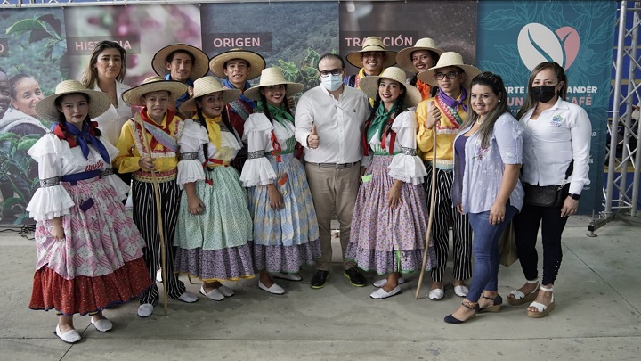 La Gobernación lanzó el proyecto de restauración del café en Norte de Santander./Foto: cortesía
