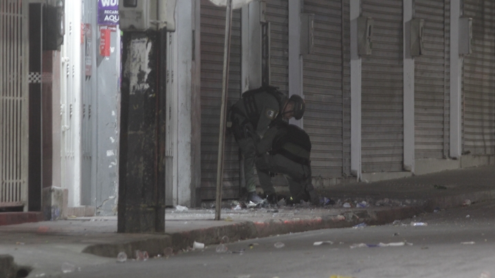 Ataques con granadas Los AK47