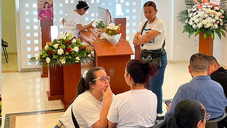 La madre de Jasbleidy, María Otilia Jiménez pidió justicia y señala a una amiga como principal sospechosa del crimen. / Carlos Ramírez-La Opinión