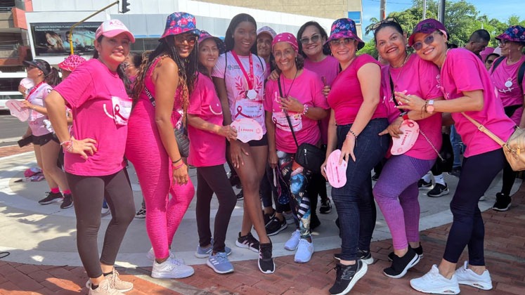 La vallecaucana hizo parte de la Carrera Recreativa Fuerza Rosa, que tuvo lugar el pasado 20 de octubre. 