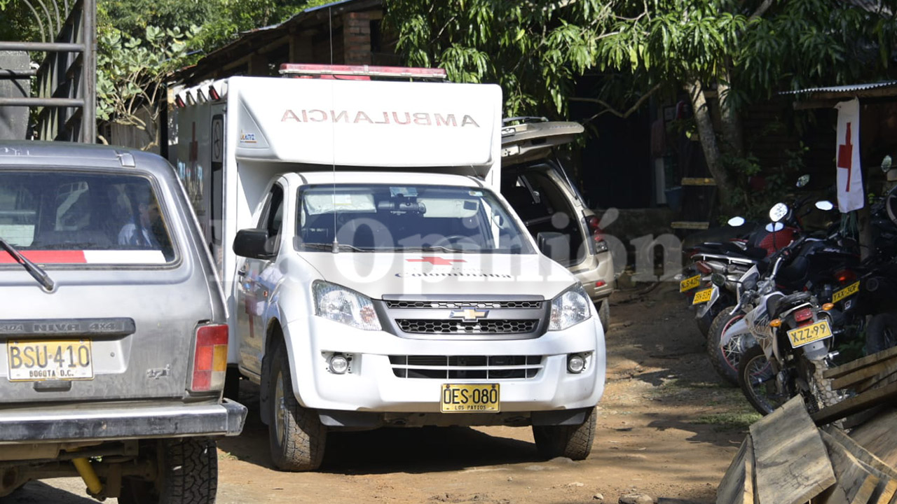 Atienden emergencia por mineros atrapados 