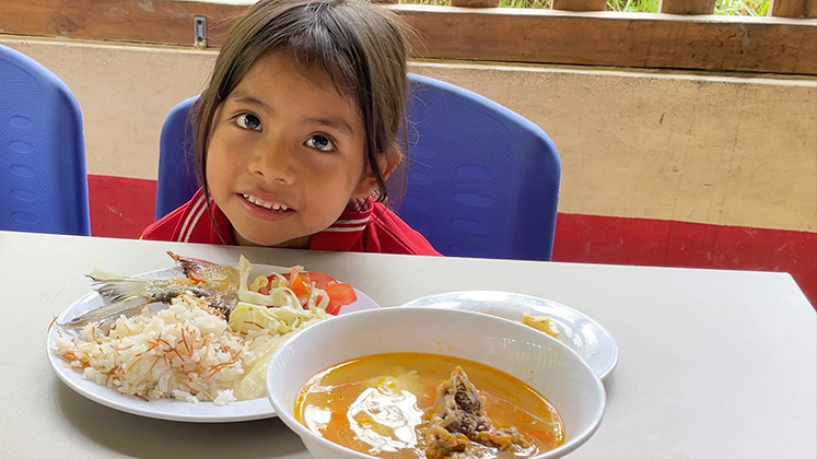 Los niños de los pueblos indígenas U’wa y Barí cuentan con un PAE diferencial