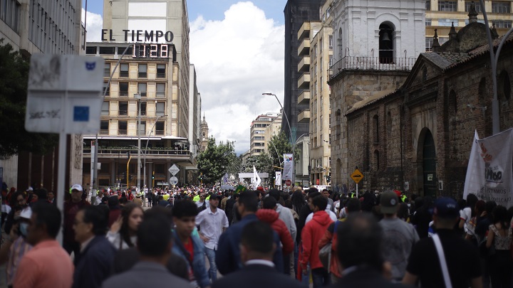 Miles de colombianos ocupan el centro de Bogotá para celebrar llegada de Petro./Foto: Colprensa