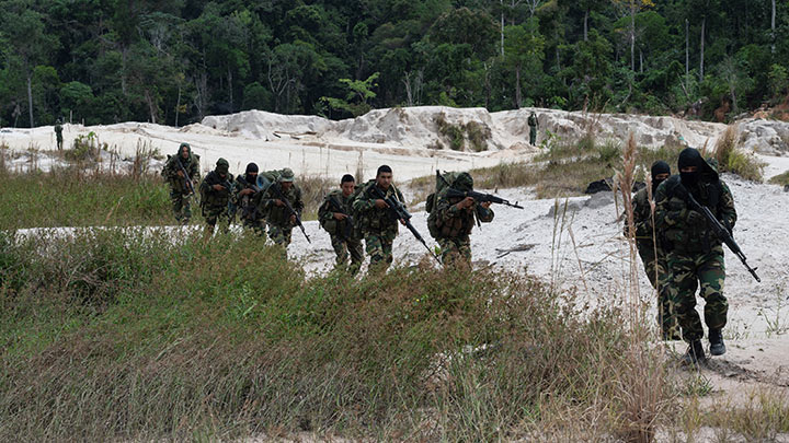 Operaciones militares para 'liberar' Amazonía venezolana de minería ilegal./Foto: AFP