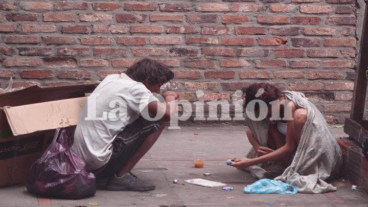 Los habitantes de calle es una comunidad que está siendo usada por las redes del microtráfico.