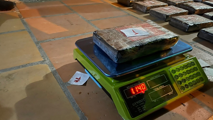 La droga sería llevada hacia Europa o Estados Unidos en un barco.