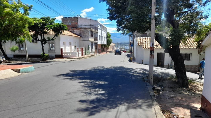 Muy cerca de la casa de las víctimas sucedió el hecho.