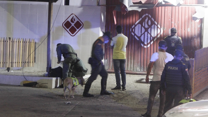 Los investigadores recopilaron las pruebas.