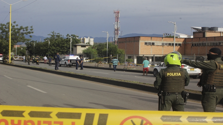 En el comando del segundo distrito de la Policía, en Atalaya, pusieron una bomba.