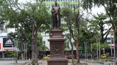 ESTATUA DE SANTANDER 
