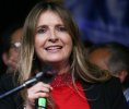 La senadora apuesta a una gran coalición opositora escogida por consulta y asegura que el  Centro Democrático tendrá candidato en diciembre, afirmando que ‘será mujer’.