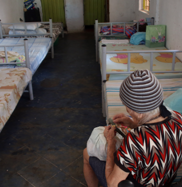 Esta fundación ofrece espacios dignos para quienes habitan la casa.