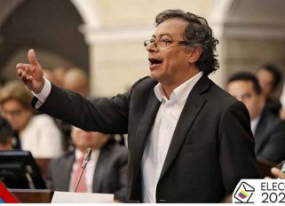 Gustavo Petro, precandidato presidencial