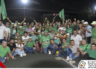 Congresistas de Norte celebraron sus victorias con las familias y los equipos./Foto: La Opinión