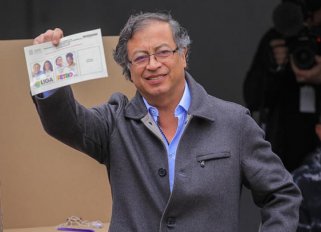 Gustavo Petro, Colombia Humana.