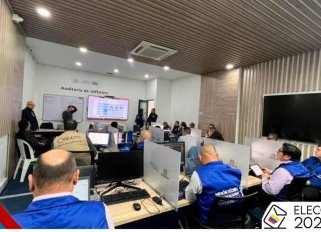 El software del escrutinio nacional cumple con el principio de transparencia