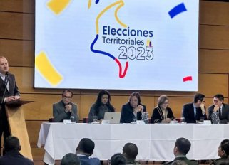 Durante un foro sobre el proceso electoral que está en marcha se advirtió el riesgo sobre la financiación de las campañas políticas./ Foto: cortesía