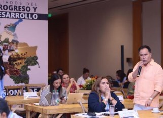 William Villamizar participó en la cumbre de gobernadores en Santa Marta./Foto cortesía