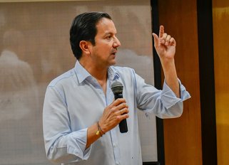 Luna aseguró que este estaría trabajando con inteligencia cubana y venezolana para perfilar a la oposición. / Foto: Archivo La Opinión.