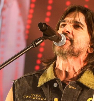 Juanes convirtió la guitarra en bandera con A Dios le pido y La camisa negra, canciones que cantó todo un país al unísono. Foto cortesía