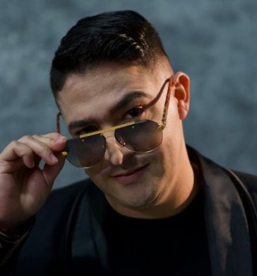 Julián Daza inicia el 2026 con el lanzamiento de “Si La Ves”.