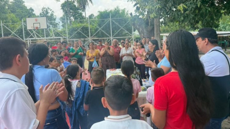 Más de 100 personas participaron del cumpleaños 364 de San Faustino.