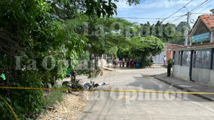 Ataque a bala Villa del Rosario.