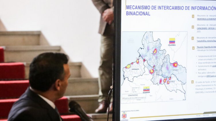 Ecuador denuncia que Colombia le está robando energía eléctrica por la frontera