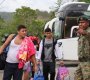 En Costa Rica los embarcaron en el bus para atravesar Panamá hasta el Darién, les prometieron que regresarían a su país desde la  frontera con Colombia. / Foto: Cortesía 