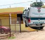 Uno de los sicarios también resultó herido, según vecinos. / Foto Carlos Ramírez- La Opinión y Cortesía
