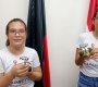 Sara y Maira con su invento de robótica para aprender multiplicaciones