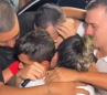 Lyan José y su familia tras su liberación en Jamundí