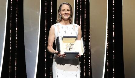   Las canas lucen en la alfombra roja de Cannes