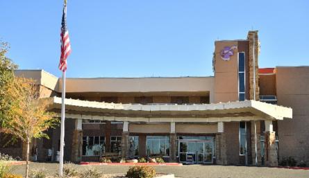 Asistente había sido despedido por previo incidente con armas