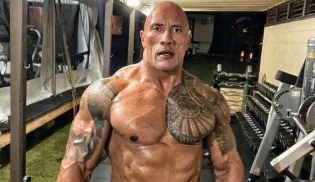 'The Rock' Johnson promete no usar más armas reales en sus películas