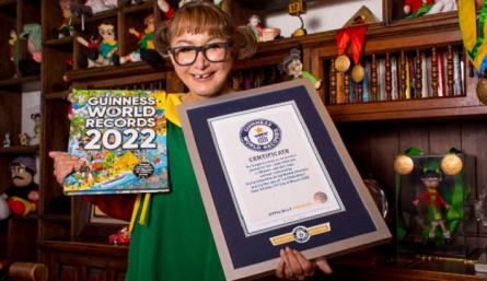 Rompe récord por ser 48 años La Chilindrina