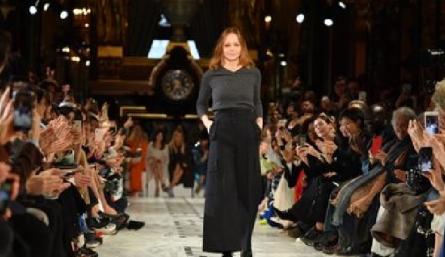 'La moda debe mudar de piel o morirá'