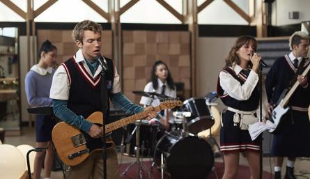 Con la nueva versión de ‘Rebelde’, Netflix arranca el 2022