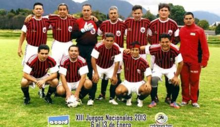 El padre Fabián Staper, el capellán de los deportistas